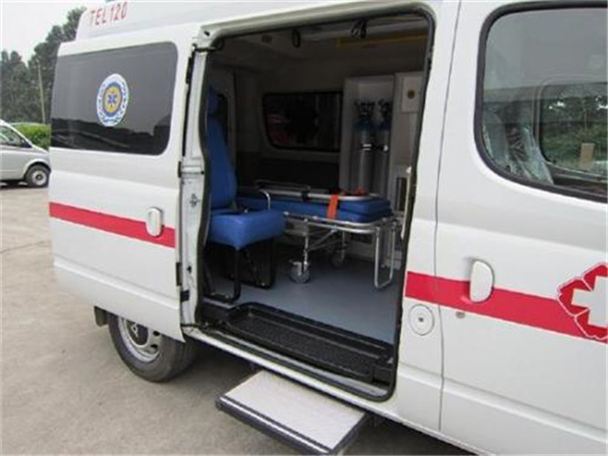 嵩县救护车出租服务案例7